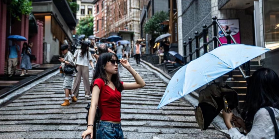 中国游客数量激增 为全球旅游业带来一丝喘息