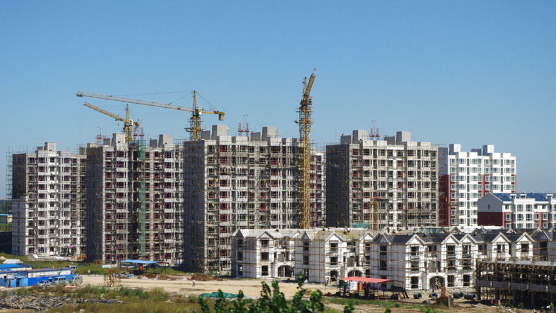尽管2022年中国房地产危机四伏，中国万科依然盈利上百亿