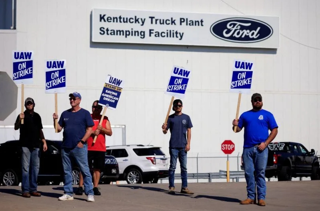 美国汽车工会与福特汽车达成临时协议，有望尽早结束罢工